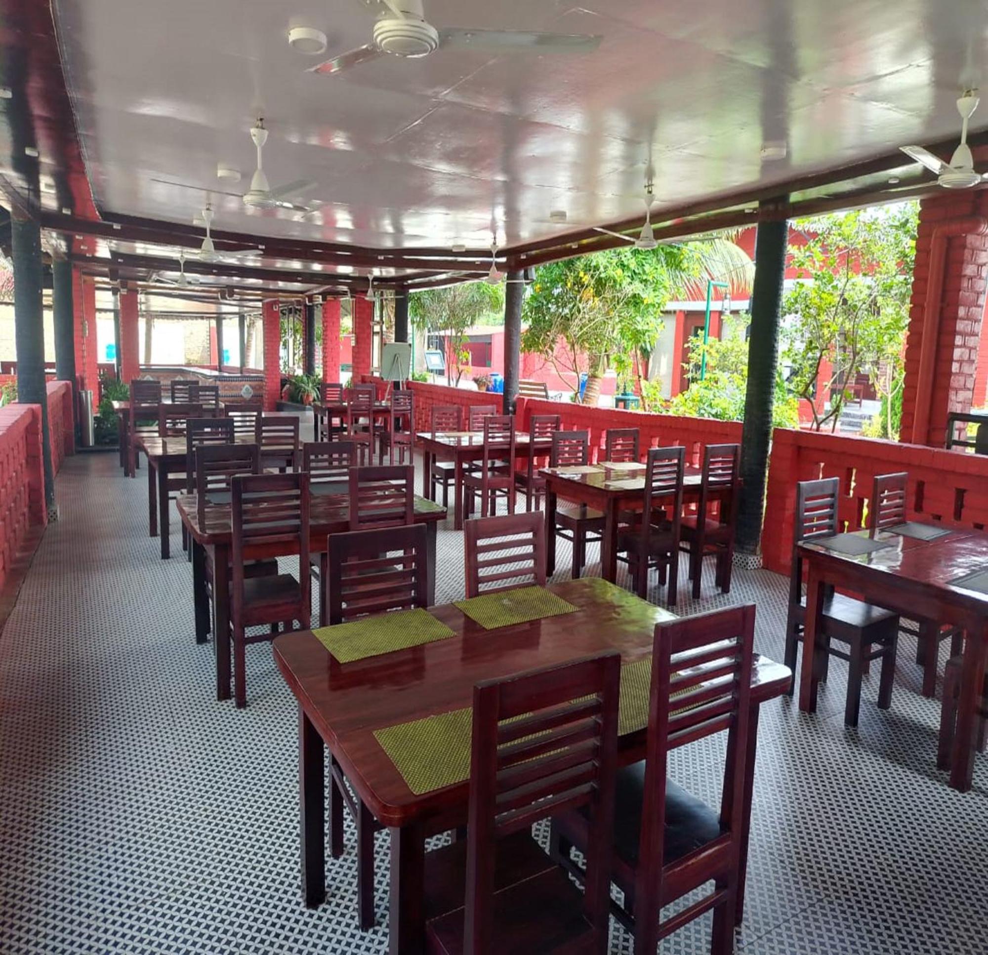 Green Point - Hotels And Resorts In Angul Экстерьер фото